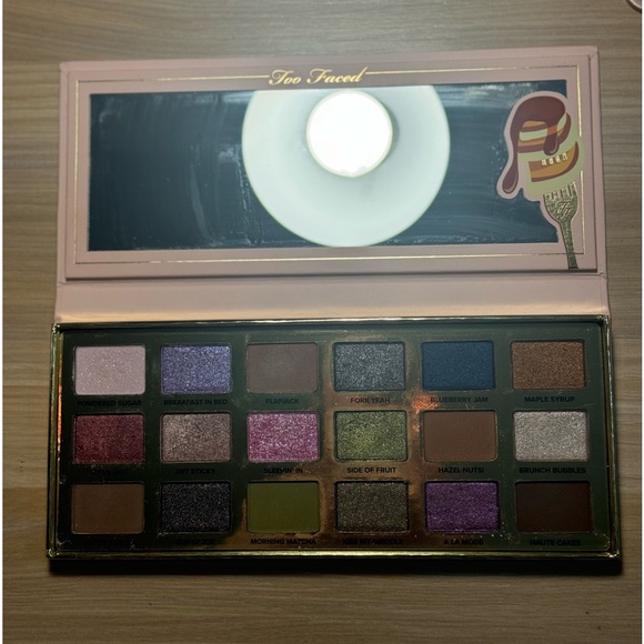 Too Faced Maple Syrup Pancakes - Picture 3 of 3